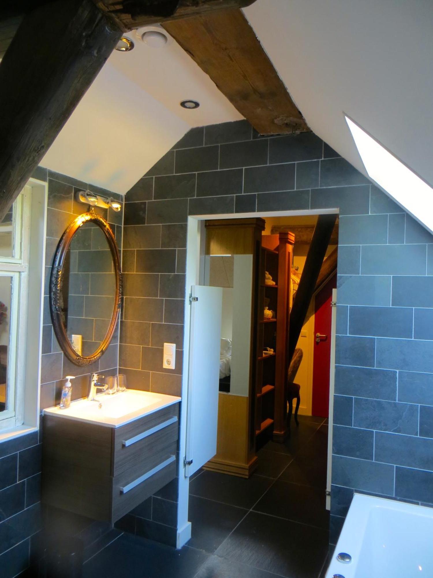 The Black Horse B&B & More Drachten Exterior photo