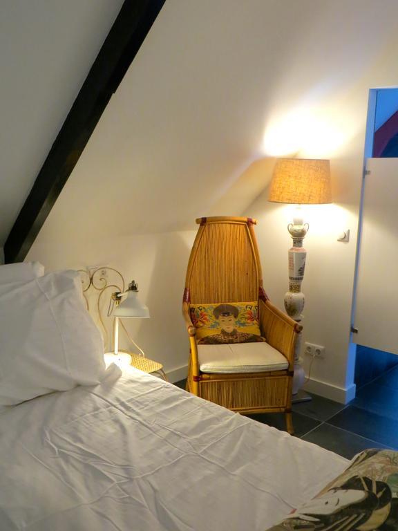 The Black Horse B&B & More Drachten Room photo